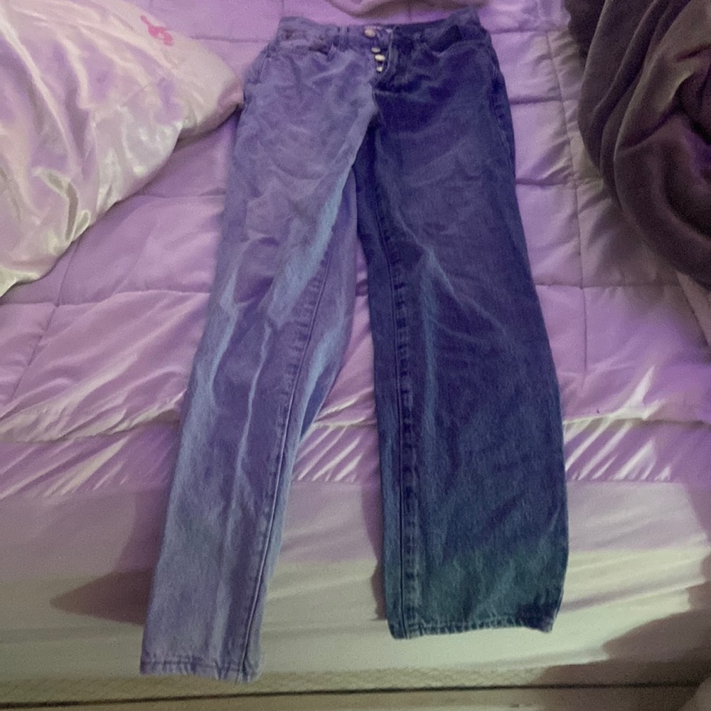 selling pacsun straight leg/ wide leg jeans!! light blue and dark blue denim!!